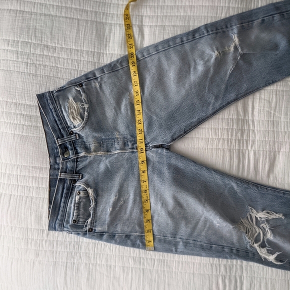 SOLD🔥501 Levi's - Picture 4 of 16
